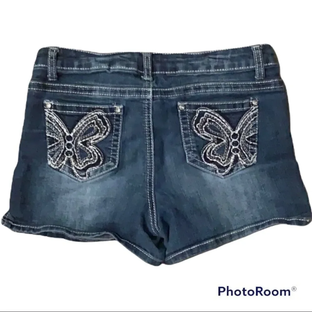 Revolution by Revolt shorts juniors 16